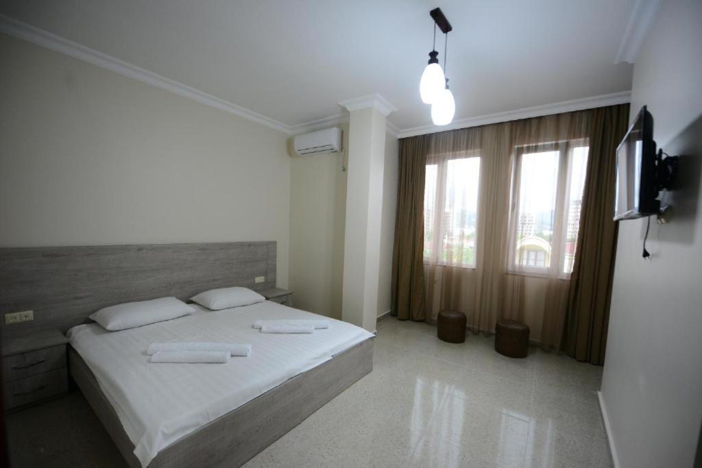 Nana'S Hotel Tchaikovsky Street 34 Batumi Eksteriør billede